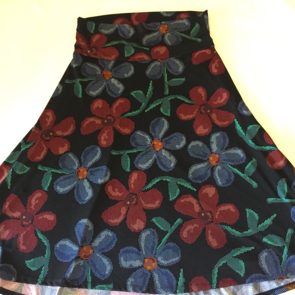 🛍Lularoe azure skirt - Picture 3 of 3